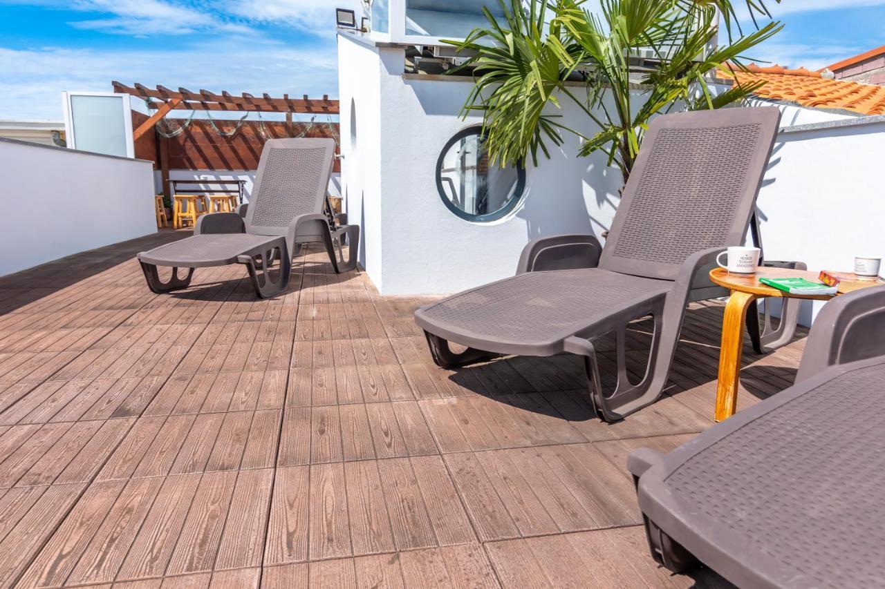 Beach & Sea Guesthouse Espinho  Kültér fotó